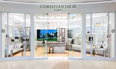 dior perfume shop.